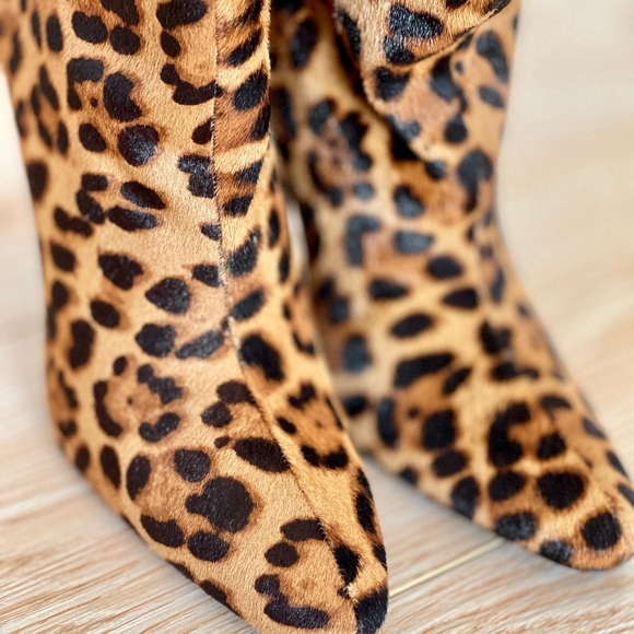ZARA LEOPARD PRINT HEELED LEATHER ANKLE BOOTS - Picture 9 of 14